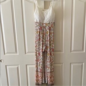 Ereck Heart White and Multicolor Floral Dress. Size L